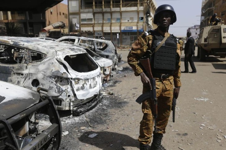 Attaque à Ouagadougou: Une vingtaine de personnes interpellées - ảnh 1