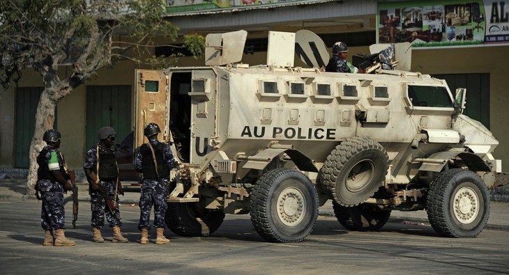 Plus de 20 morts dans un attentat en Somalie - ảnh 1