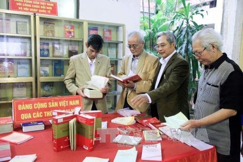 Thai Nguyen: Exposition sur le PCV et l’Assemblée nationale vietnamienne - ảnh 1