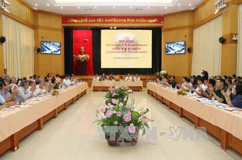 Nguyen Phu Trong rencontre l’électorat de Hanoi - ảnh 1