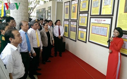 Vernissage à Tây Ninh de l’exposition «Hoàng Sa-Truong Sa du Vietnam - ảnh 1