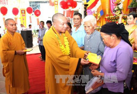 Le Vesak 2016 célébré dans l’ensemble du pays - ảnh 2