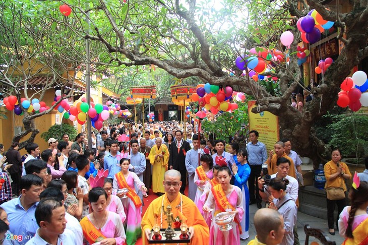 Le Vesak 2016 célébré dans l’ensemble du pays - ảnh 3