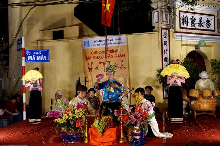 Des concerts vespéraux de musique traditionnelle dans le vieux Hanoï - ảnh 1