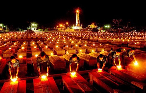 Célébration de la journée des invalides de guerre et des morts pour la patrie - ảnh 1