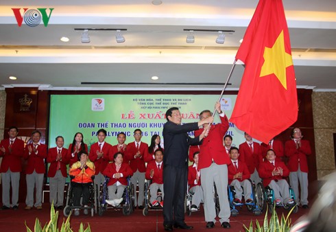 Départ de l’équipe paralympique vietnamienne pour Rio de Janero - ảnh 1