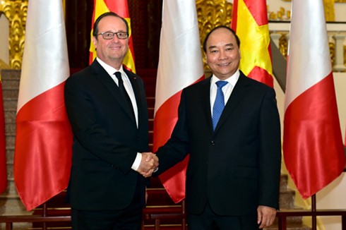 Rencontre François Hollande-Nguyên Xuân Phuc - ảnh 1