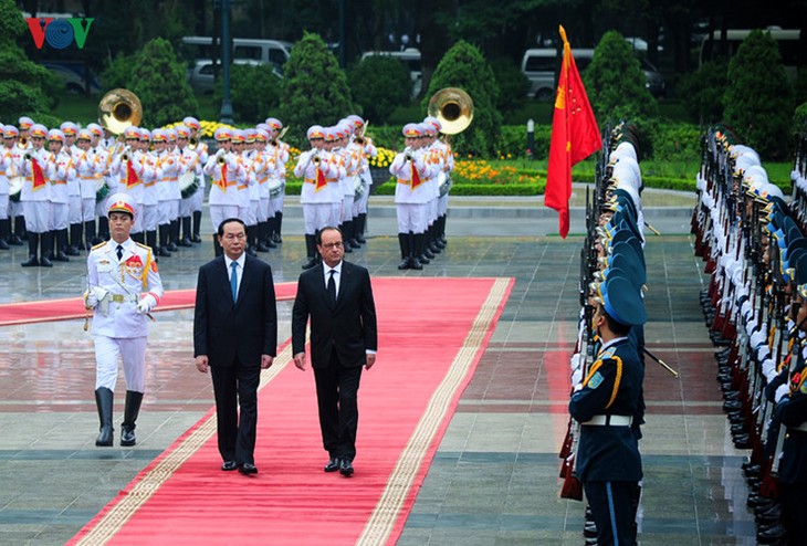 François Hollande à Hanoi - ảnh 4