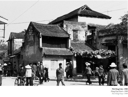 Huu Bao, le photographe du quotidien hanoien - ảnh 2