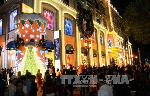 Noël célébré dans la joie et la sécurité au Vietnam et dans le monde entier - ảnh 6