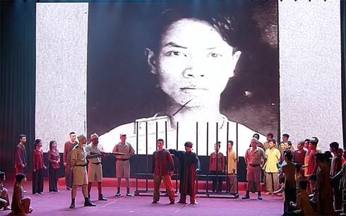 Le 110ème anniversaire de la naissance du secrétaire général Truong Chinh  - ảnh 1