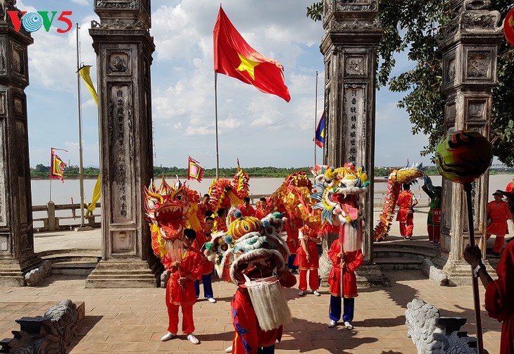 La maison communale Chèm: un patrimoine national spécial - ảnh 3