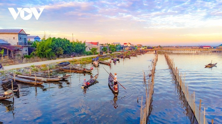 La splendeur de la lagune de Chuôn à Huê - ảnh 11