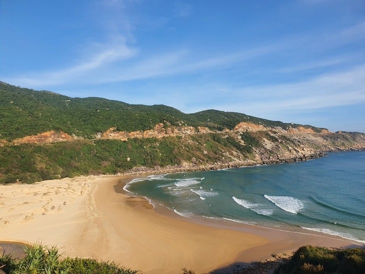 Le cap Diên, le premier endroit du pays qui accueille l’aurore  - ảnh 2