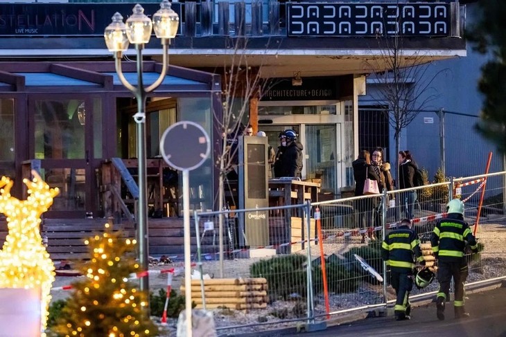 Explosion meurtrière dans une station de ski suisse - ảnh 1