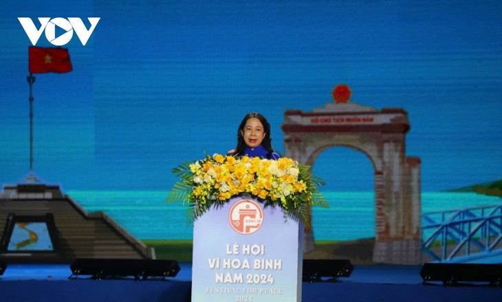 2024 Festival for Peace in Quang Tri promotes Vietnam’s message of peace and cooperation - ảnh 1