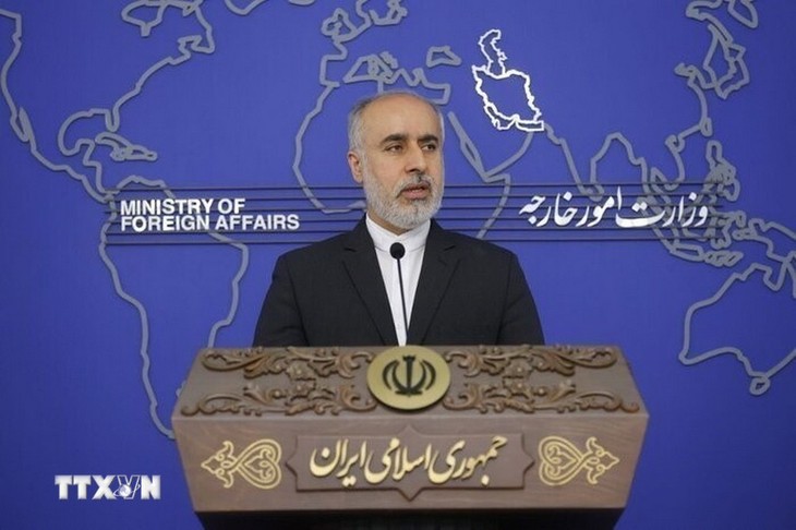 Iran threatens action over new Western sanctions - ảnh 1