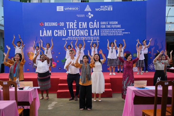 Activities held to promote gender equality, girls’ rights in Vietnam - ảnh 1