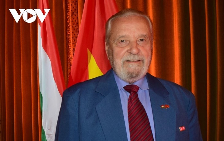 Vietnam, Hungary celebrate 75 years of ties, April 30 victory - ảnh 2