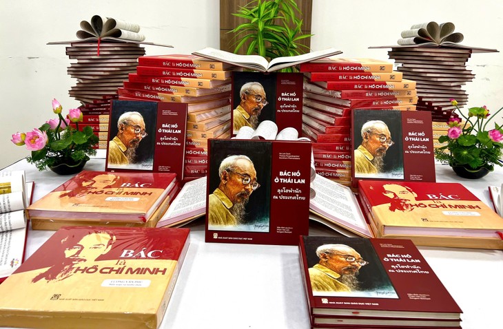 Two books on President Ho Chi Minh launched in Hanoi - ảnh 1