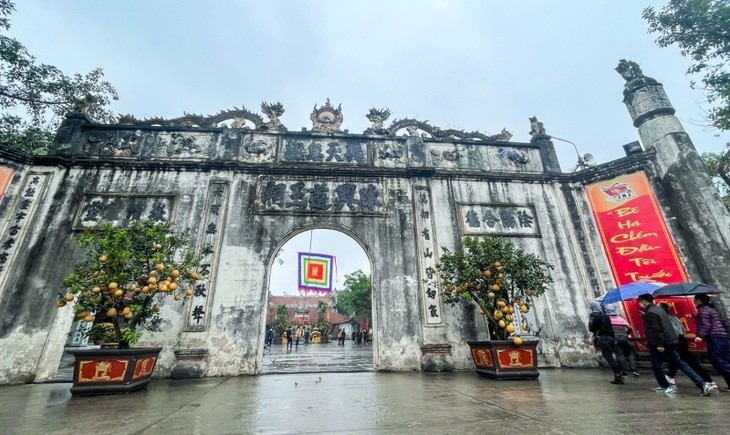 Autumn Festival at Con Son-Kiep Bac kicks off - ảnh 1