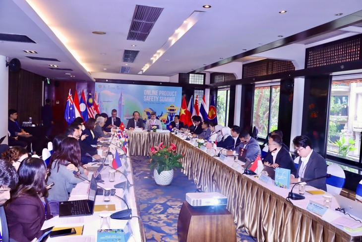 Vietnam, UK cooperate on product safety on e-commerce platforms - ảnh 1