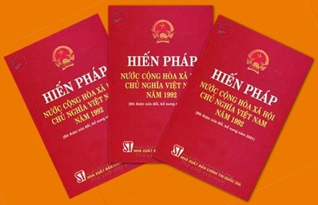 Sidang Pleno ke-5 Badan Redaksi rancangan amandemen terhadap Undang-Undang Dasar tahun 1992. - ảnh 1