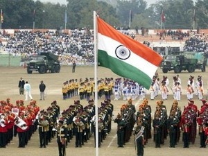 India memperingati ulang tahun ke-65 Hari Kemerdekaan. - ảnh 1