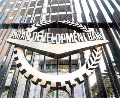 ADB mengimbau pengurangan  rintangan perdagangan terhadap perberasan  - ảnh 1