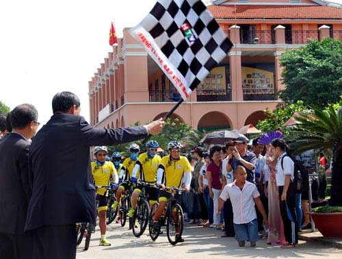 Mengoperasikan program “Seperjalanan agent oranye persahabatan Vietnam-Republik  Korea. - ảnh 1