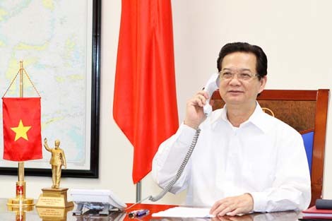 Perdana Menteri Nguyen Tan Dung melakukan pembicaraan per telepon dengan Perdana Menteri Jepang, Shinzo Abe - ảnh 1