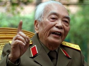 Perdana Menteri Aljajair memuji bakat Jenderal Vo Nguyen Giap - ảnh 1