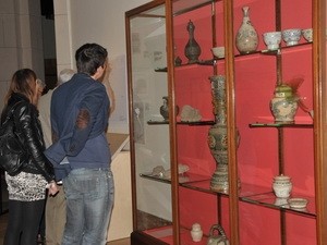 Membuka pameran  “Ruang budaya Vietnam” di Belgia - ảnh 1