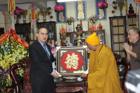 Agama Buddha merupakan jembatan penghubung antara agama dan kehidupan untuk membangun persatuan seluruh bangsa - ảnh 1