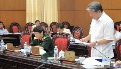 Komite Tetap Majelis Nasional Vietnam memberikan pendapat terhadap rancangan Undang-Undang tentang Pelaksanaan Hukuman Sipil - ảnh 1