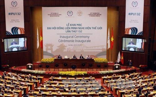 Hukum internasional dalam masalah kedaulatan nasional - ảnh 1