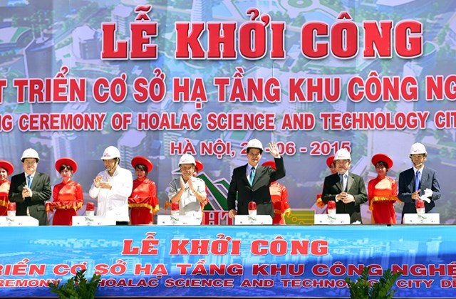 PM Nguyen Tan Dung memerintahkan pembangunan proyek pengembangan infrastruktur Zona Teknologi Tinggi Hoa Lac - ảnh 1