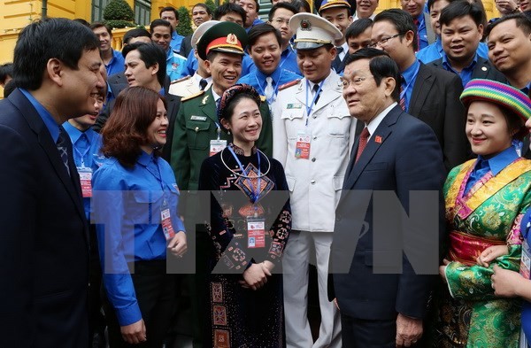 Presidan Truong Tan Sang melakukan pertemuan dengan para  kader Liga Pemuda dan anggota Liga Pemuda tipikal - ảnh 1