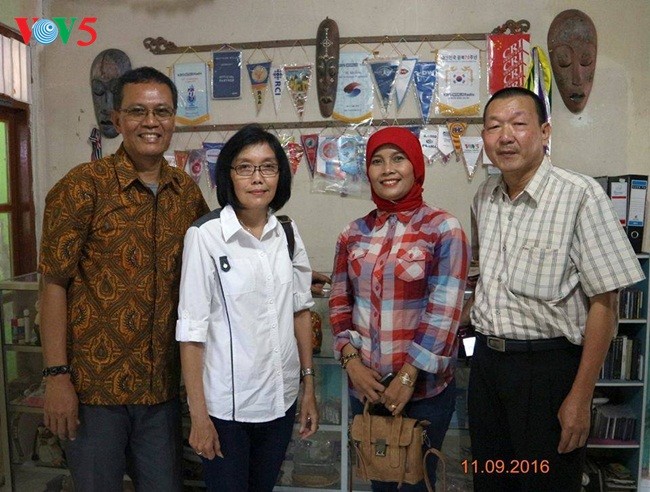 DX Musem&Library- Perasaan cinta dari Hazairin R Junep terhadap radio-radio seluruh dunia - ảnh 1