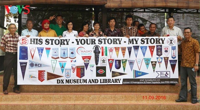 DX Musem&Library- Perasaan cinta dari Hazairin R Junep terhadap radio-radio seluruh dunia - ảnh 7