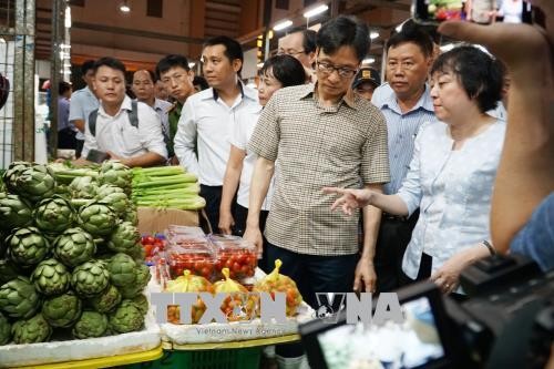 Kota Ho Chi Minh perlu berupaya keras untuk mengontrol bahan makanan dari sumbernya - ảnh 1