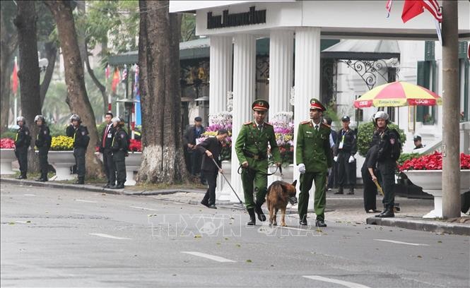 Keamanan diperketat di kawasan Hotel Metropole - ảnh 1