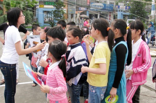 Viet Nam mengarah ke satu masyarakat tanpa kekerasan terhadap anak-anak - ảnh 1