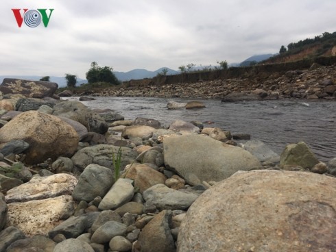 Keunikan masakan ikan di anak sungai Tac, Kabupaten Phu Yen, Provinsi Son La - ảnh 1