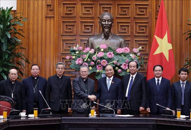 PM Nguyen Xuan Phuc: Kegerejaan Katolik Viet Nam aktif ikut membangun dan membela Tanah Air - ảnh 1