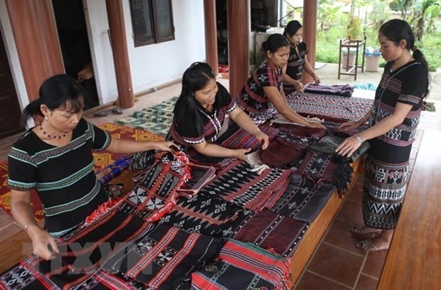 Vietnam Telah Mencapai Prestasi Menonjol Dalam Hal Kesetaraan Gender di Etnis Minoritas dan Daerah Pegunungan - ảnh 1