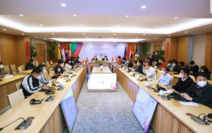 Vietnam Siap Menjadi Tuan Rumah SEA Games ke-31 Dengan Sukses, Berkontribusi untuk Mempromosikan Citra Vietnam - ảnh 1