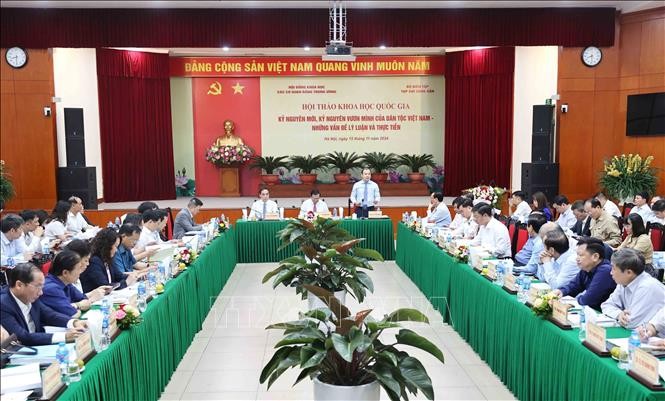 Era Baru, Era Kebangkitan dari Bangsa Vietnam – Isu-Isu Teori dan Praktek - ảnh 1