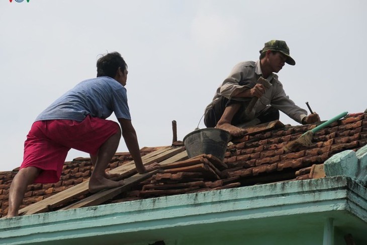 ເປັນເຈົ້າການຮັບມືກັບພະຍຸ ນາກຼີ - ảnh 1