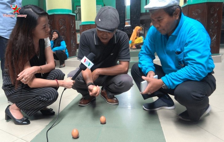  ຄົ້ນ​ຫາ​ປະກົດ​ການ​ທີ່ໜ້າຊື່ນ​ຊົມ​​ຢູ່ເສັ້ນ​ສູນ​ສູດແລ່ນຜ່ານ ອິນ​ໂດ​ເນ​ເຊຍ - ảnh 3